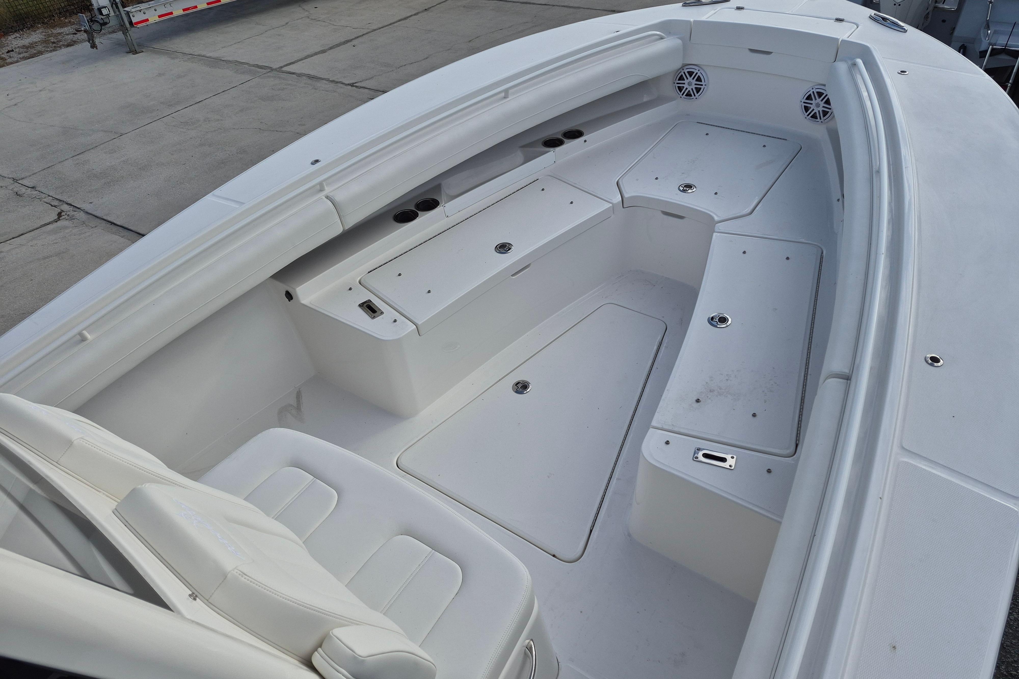 2026 Regulator 25 - Image 5