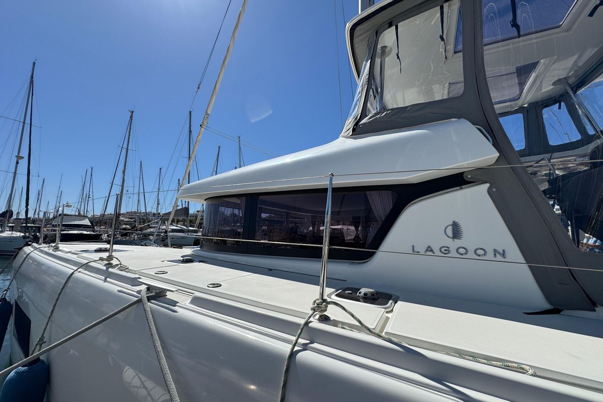 2020 Lagoon 41 