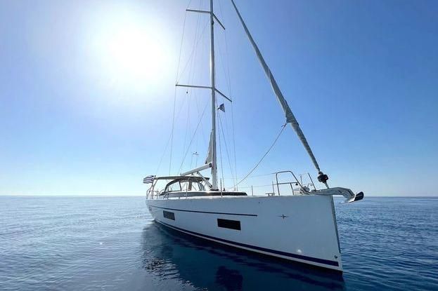 2021 Bavaria 45 