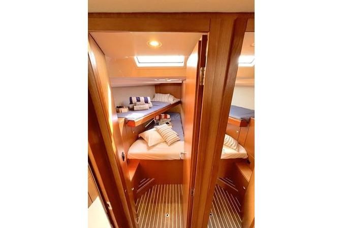 2021 Bavaria 45 
