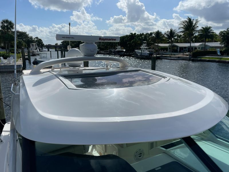 2012 Sea Ray 450 Sundancer