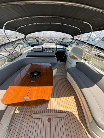  Yacht Photos Pics Dining