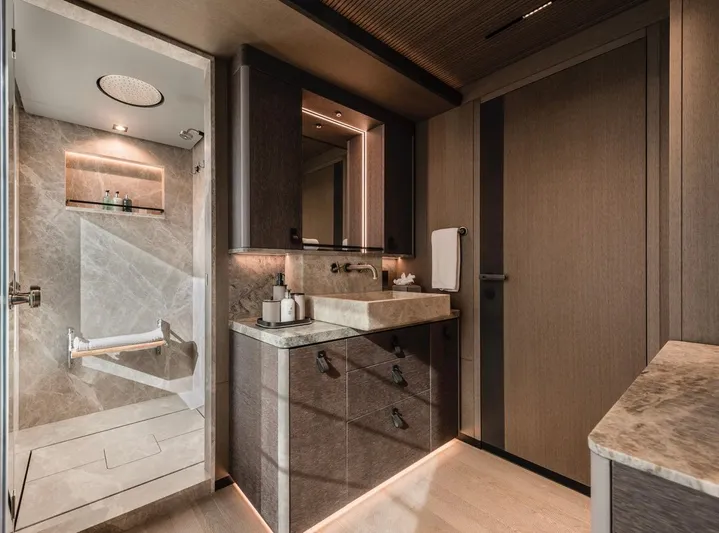 Acala Yacht Photos Pics 