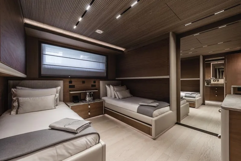 Acala Yacht Photos Pics 