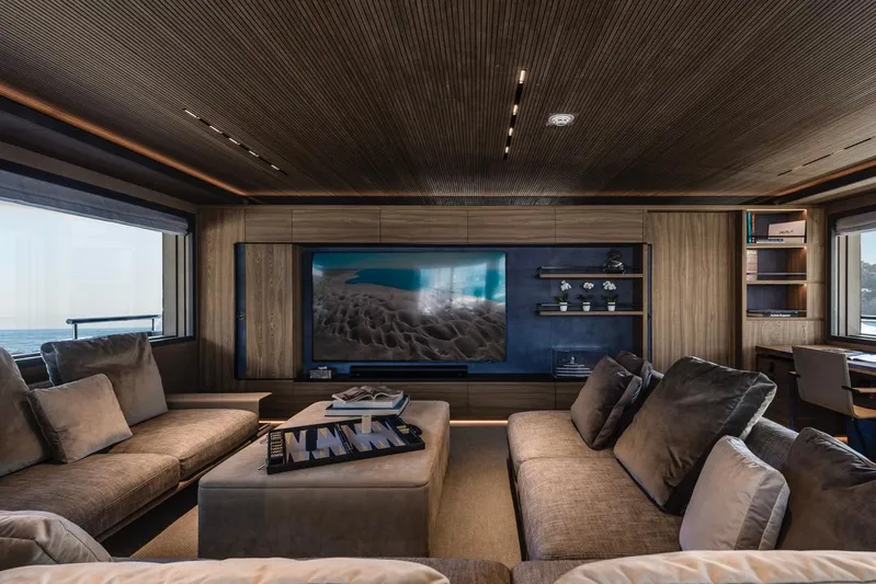 Acala Yacht Photos Pics 