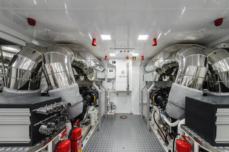 Acala Yacht Photos Pics 