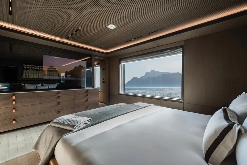 Acala Yacht Photos Pics 