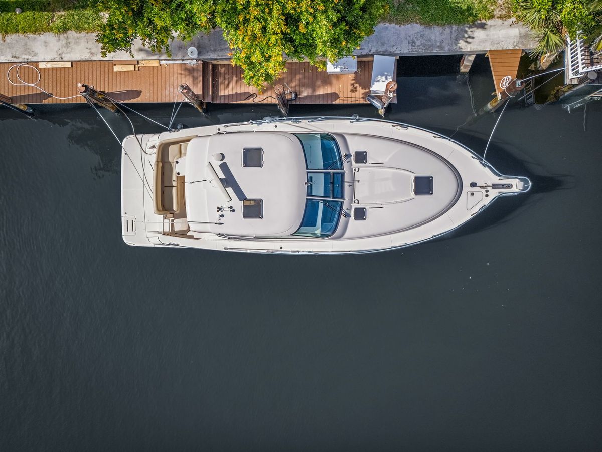 2008 Tiara Yachts 43 