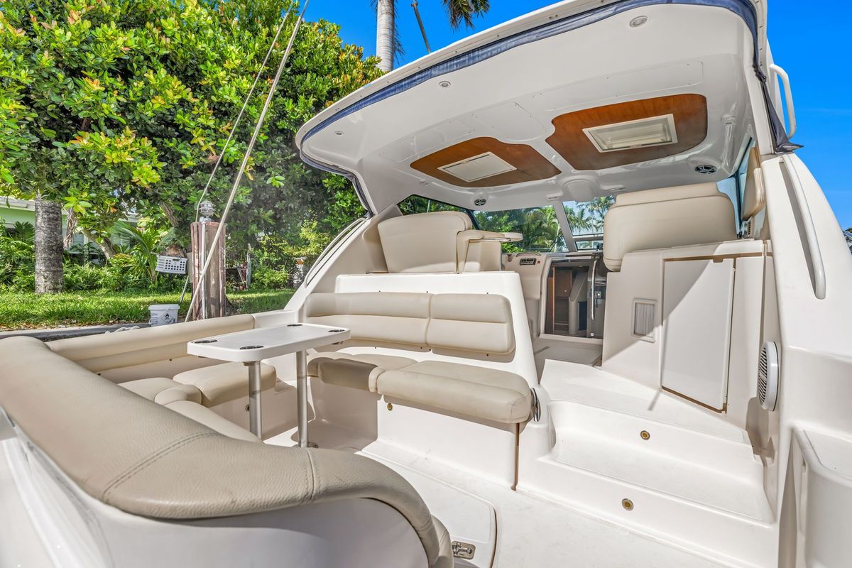 2008 Tiara Yachts 43 