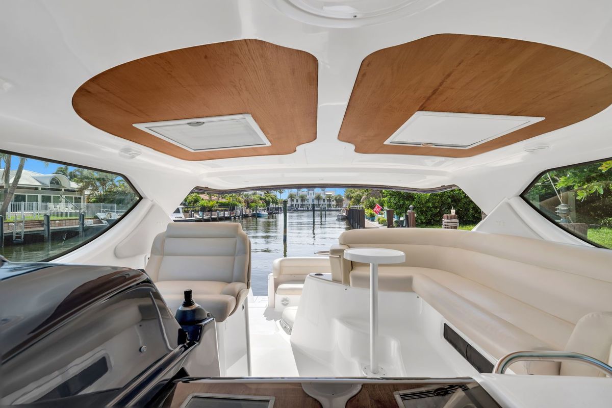 2008 Tiara Yachts 43 