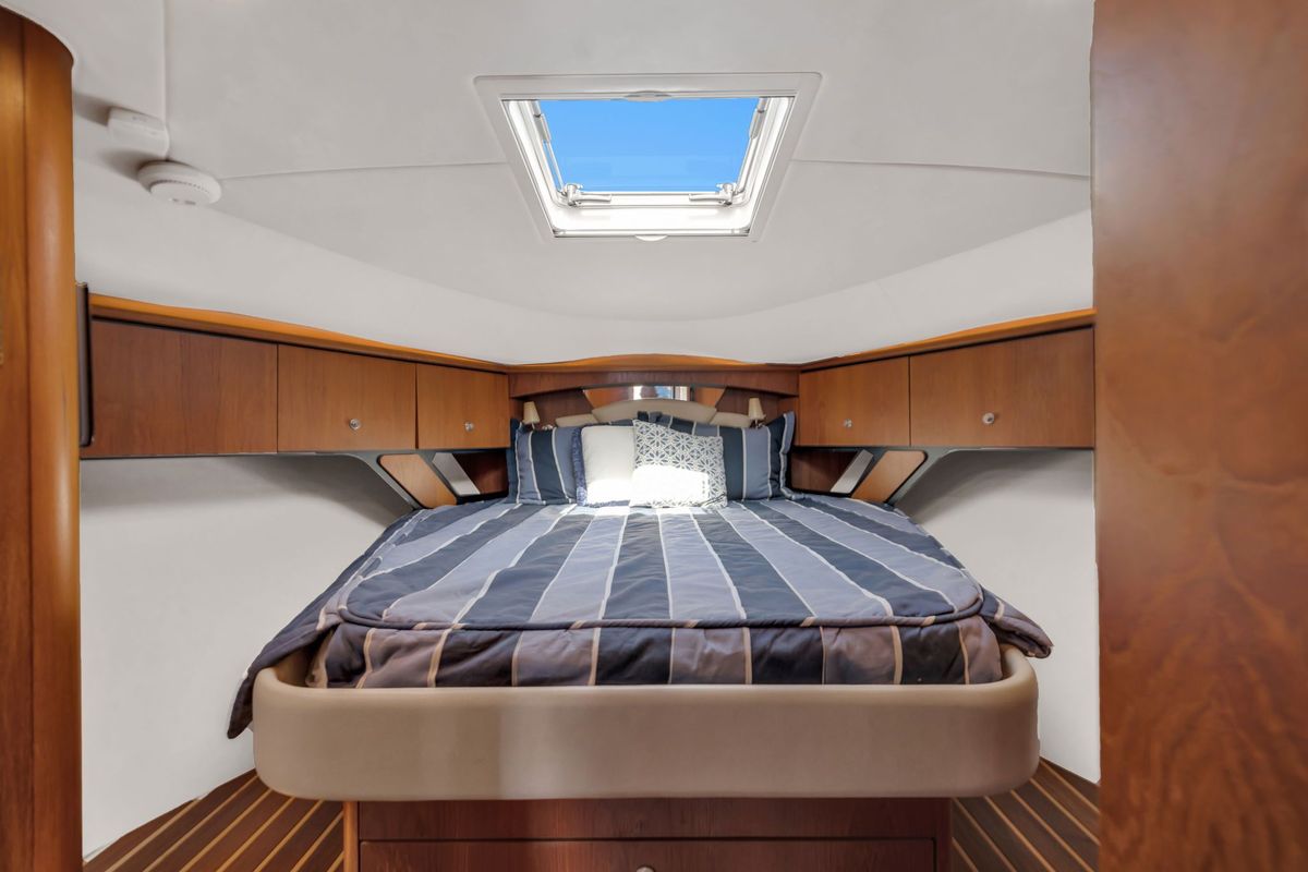 2008 Tiara Yachts 43 