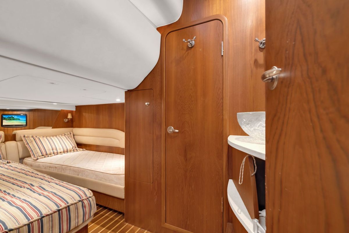 2008 Tiara Yachts 43 