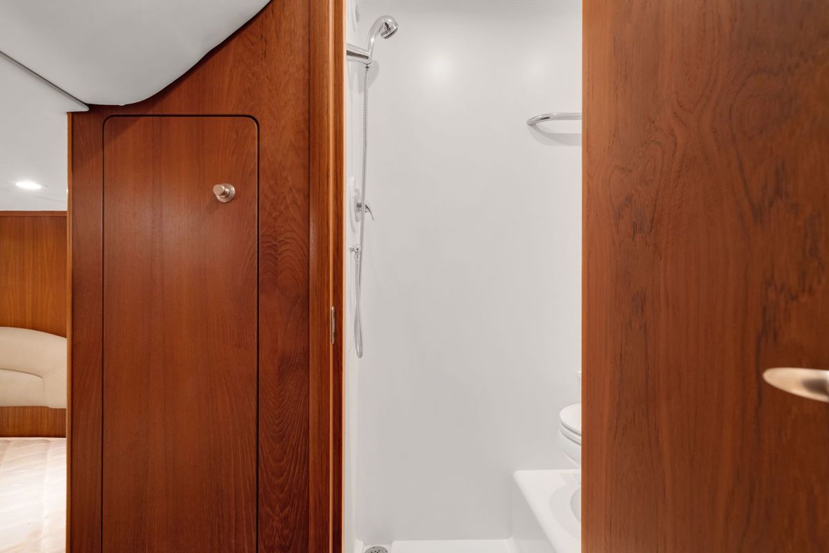 2008 Tiara Yachts 43 