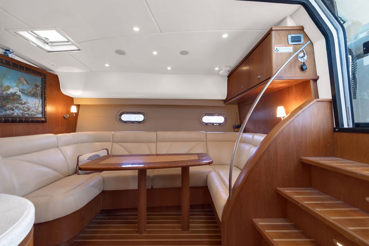 2008 Tiara Yachts 43 