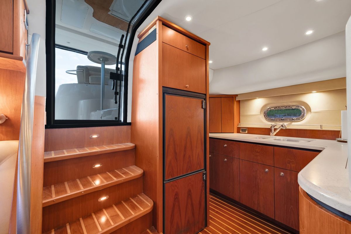 2008 Tiara Yachts 43 