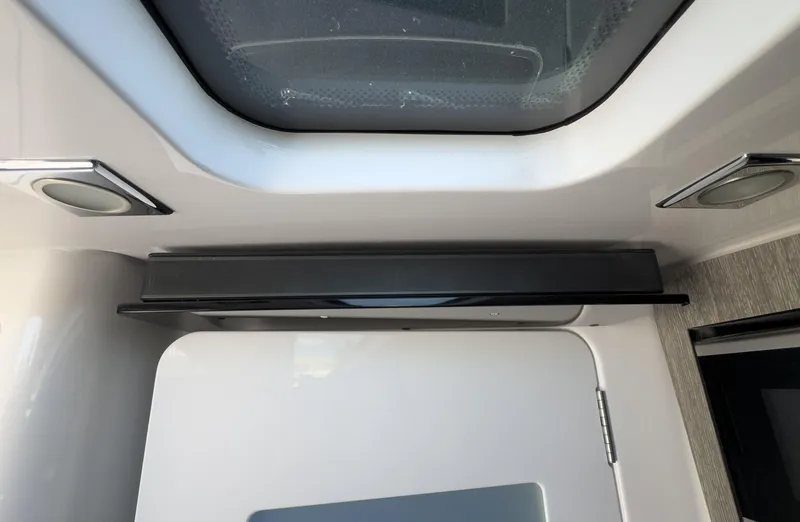 400-102 Yacht Photos Pics 