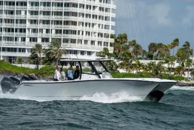 Front Runner 37 Catamaran