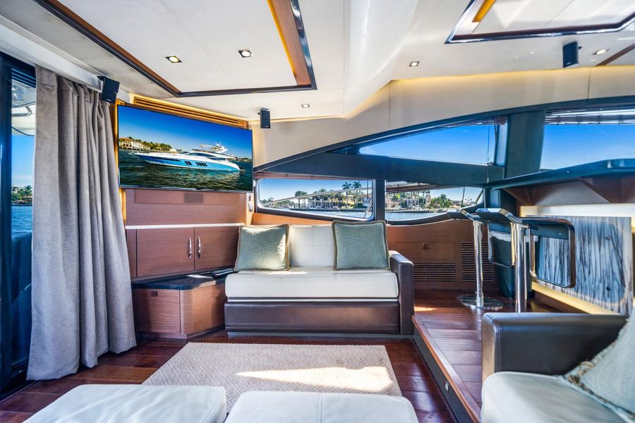 2015 Sea Ray L650 Fly