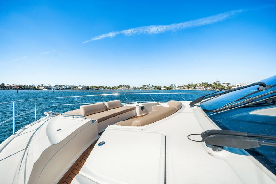 2015 Sea Ray L650 Fly