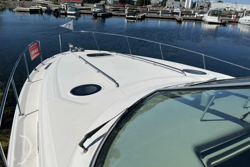  Yacht Photos Pics 2007 Sea Ray 340 Sundancer boat for sale at marina dock.