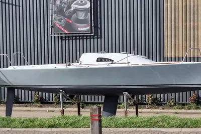 1996 Sailboat 24