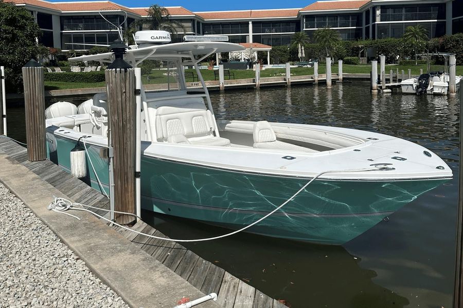 2017 Regulator 28