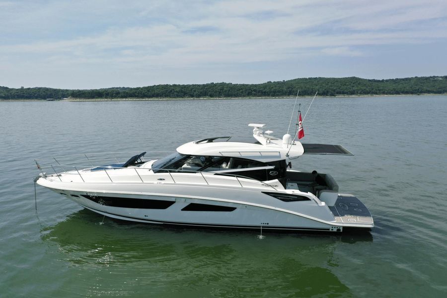 2015 Sea Ray 470 Sundancer