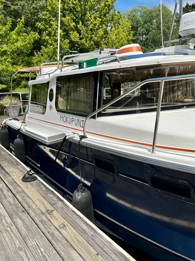 Mokupuni Yacht Photos Pics 