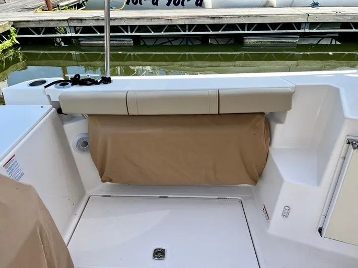 Mokupuni Yacht Photos Pics 