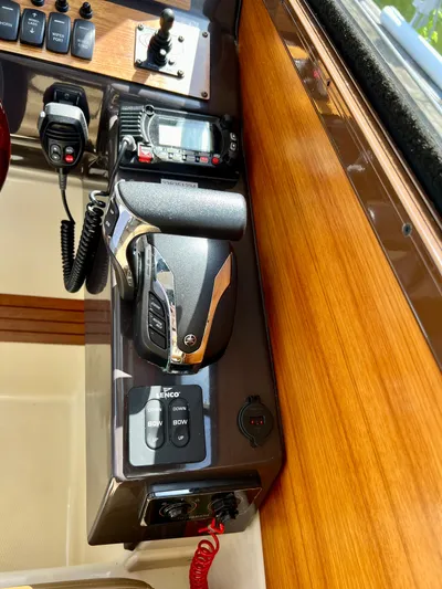 Mokupuni Yacht Photos Pics 