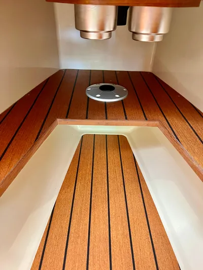 Mokupuni Yacht Photos Pics 