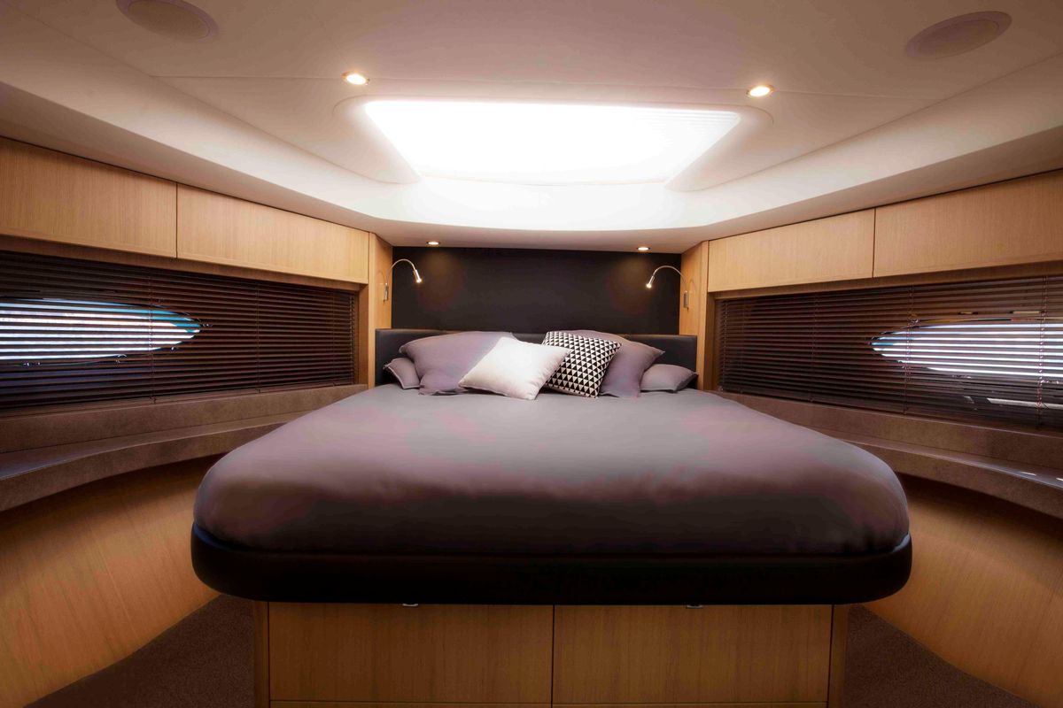 2011 Princess 75 