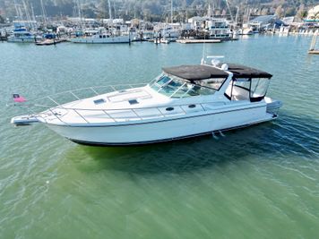 Tiara Yachts 4000 Express