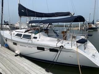 Hunter 37.5