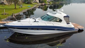 Four Winns V475