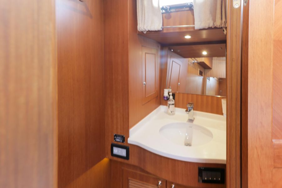 2020 North Pacific 45 Pilothouse