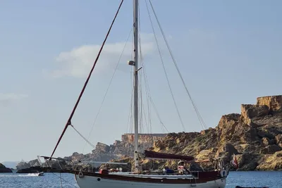 Hans Christian 38 Traditional