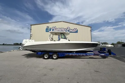 Boston Whaler 350 Outrage