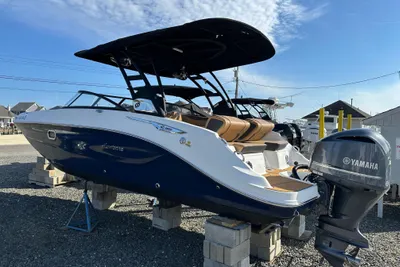 Hurricane SunDeck 2600 OB