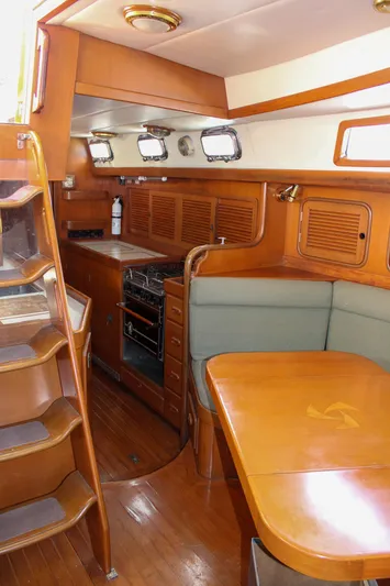 Serene Yacht Photos Pics 