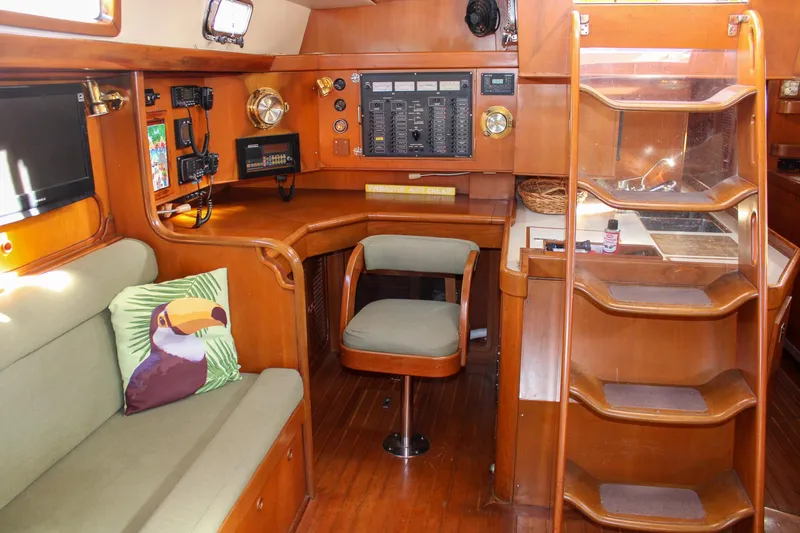 Serene Yacht Photos Pics 