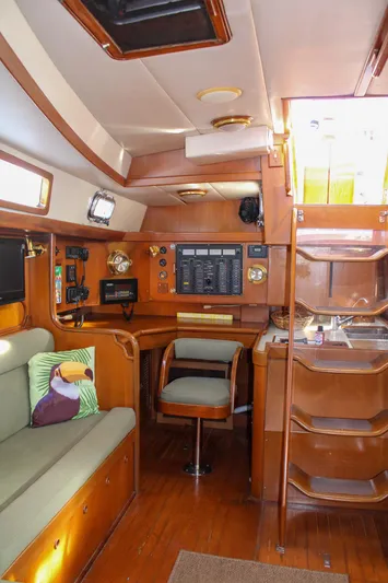 Serene Yacht Photos Pics 