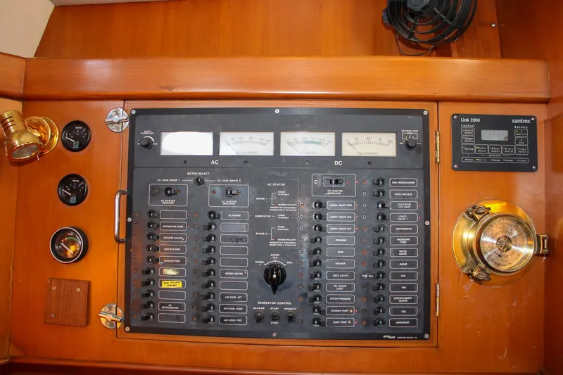 Serene Yacht Photos Pics 