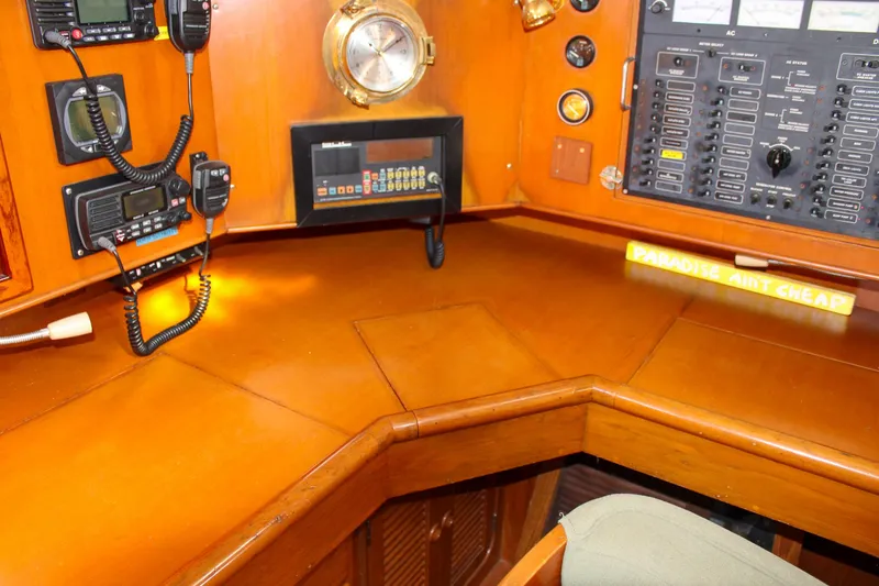 Serene Yacht Photos Pics 