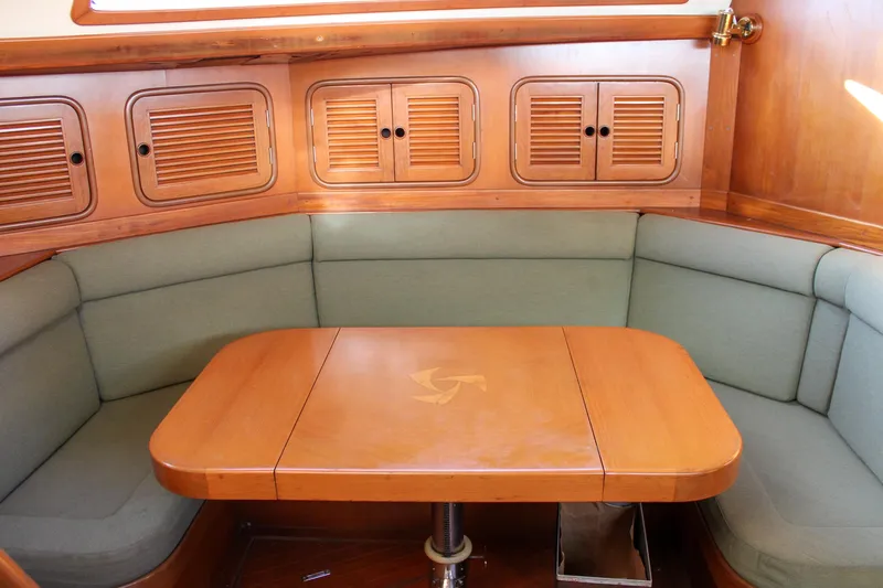 Serene Yacht Photos Pics 