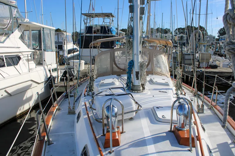 Serene Yacht Photos Pics 