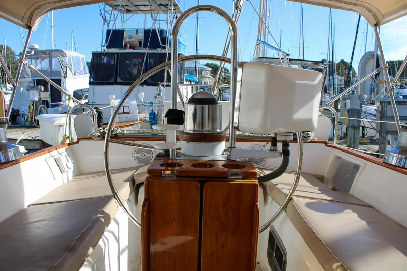 Serene Yacht Photos Pics 