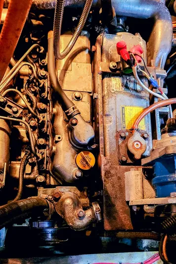 Serene Yacht Photos Pics 