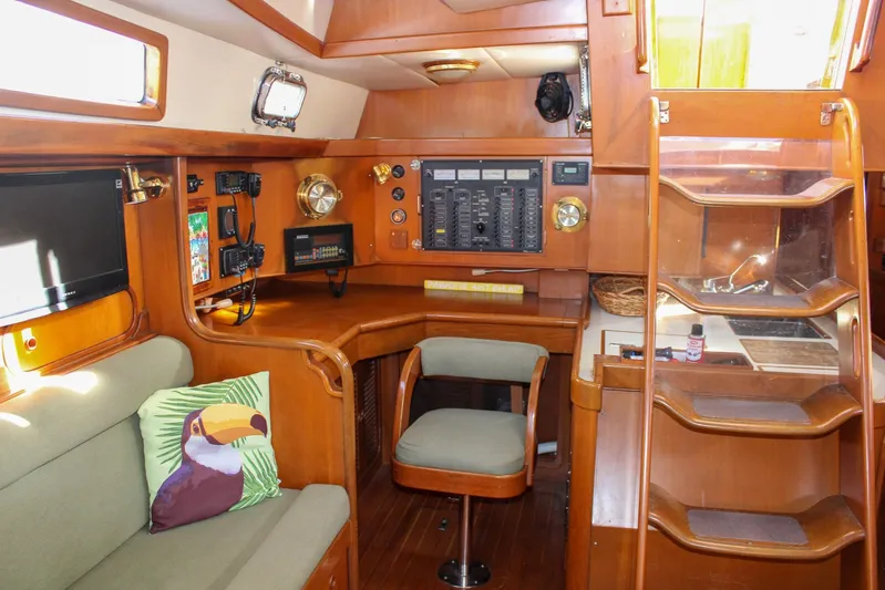 Serene Yacht Photos Pics 