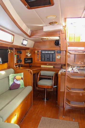 Serene Yacht Photos Pics 